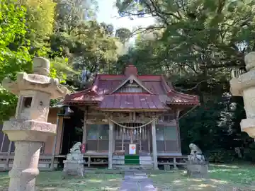 諏訪神社の本殿・本堂