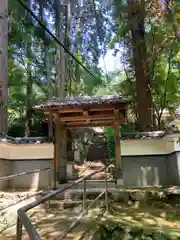 臨済寺の山門