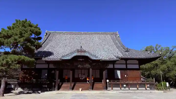 建中寺の本殿・本堂