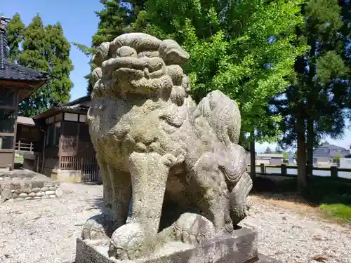 春日神社の狛犬