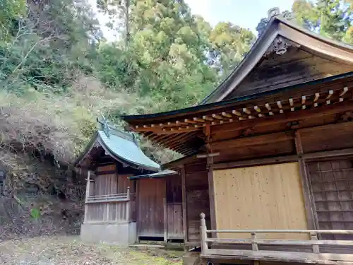 白山神社の本殿・本堂