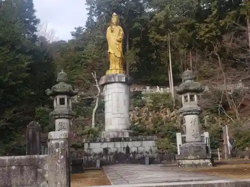 瓦屋寺の仏像