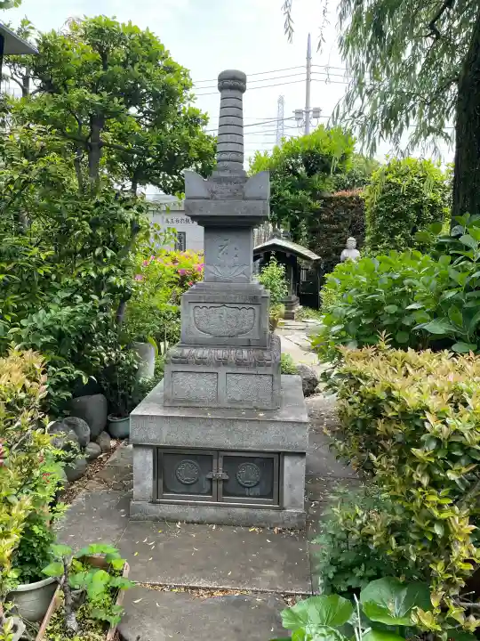 大林院の{uncategorized: "未分類", other: "その他", undefined: "問題あり", building: "その他建物", grave: "お墓", sacred_gate: "鳥居", guardian: "狛犬", statue: "像", buddha: "仏像", history: "歴史", nature: "自然", garden: "庭園", animal: "動物", pagoda: "塔", temizu: "手水舎", mountain_gate: "山門・神門", sanctuary: "本殿・本堂", subordinate: "末社・摂社", art: "芸術", scenery: "景色", jizo: "地蔵", ema: "絵馬", goshuin: "御朱印", omikuji: "おみくじ", items: "授与品その他", amulet: "お守り", goshuincho: "御朱印帳", eats: "食事", festival: "お祭り", votive_dance: "神楽", shichigosan: "七五三参", wedding: "結婚式", experience: "体験その他", initially: "初詣", around: "周辺", anti_infection: "感染症対策"}