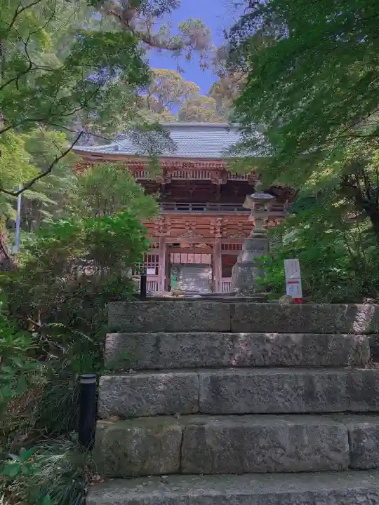 椎尾山薬王院の{uncategorized: "未分類", other: "その他", undefined: "問題あり", building: "その他建物", grave: "お墓", sacred_gate: "鳥居", guardian: "狛犬", statue: "像", buddha: "仏像", history: "歴史", nature: "自然", garden: "庭園", animal: "動物", pagoda: "塔", temizu: "手水舎", mountain_gate: "山門・神門", sanctuary: "本殿・本堂", subordinate: "末社・摂社", art: "芸術", scenery: "景色", jizo: "地蔵", ema: "絵馬", goshuin: "御朱印", omikuji: "おみくじ", items: "授与品その他", amulet: "お守り", goshuincho: "御朱印帳", eats: "食事", festival: "お祭り", votive_dance: "神楽", shichigosan: "七五三参", wedding: "結婚式", experience: "体験その他", initially: "初詣", around: "周辺", anti_infection: "感染症対策"}