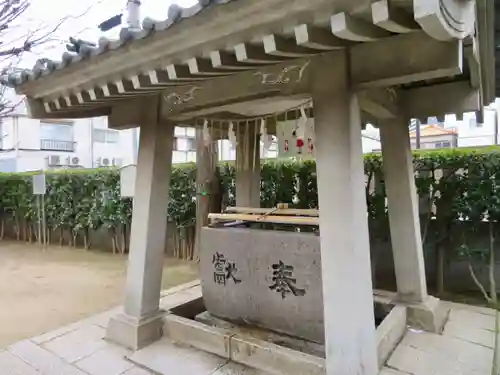 飛木稲荷神社の手水舎