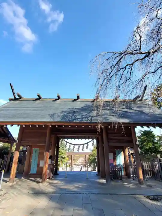 開成山大神宮の山門・神門