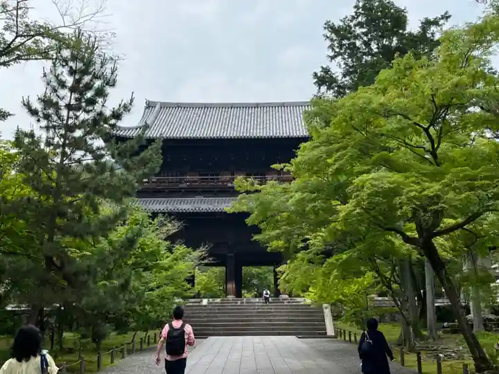 南禅寺の山門・神門