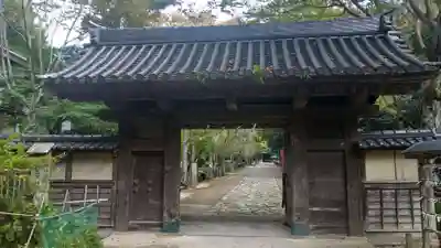 鳥取東照宮（旧樗谿神社）の山門・神門