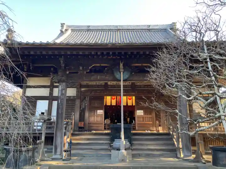 宝戒寺の本殿・本堂