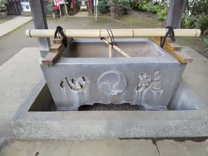 千束八幡神社の手水舎