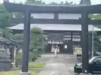 諏訪神社の鳥居