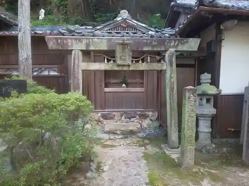 橿森神社の末社