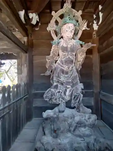 粉河寺の{uncategorized: "未分類", other: "その他", undefined: "問題あり", building: "その他建物", grave: "お墓", sacred_gate: "鳥居", guardian: "狛犬", statue: "像", buddha: "仏像", history: "歴史", nature: "自然", garden: "庭園", animal: "動物", pagoda: "塔", temizu: "手水舎", mountain_gate: "山門・神門", sanctuary: "本殿・本堂", subordinate: "末社・摂社", art: "芸術", scenery: "景色", jizo: "地蔵", ema: "絵馬", goshuin: "御朱印", omikuji: "おみくじ", items: "授与品その他", amulet: "お守り", goshuincho: "御朱印帳", eats: "食事", festival: "お祭り", votive_dance: "神楽", shichigosan: "七五三参", wedding: "結婚式", experience: "体験その他", initially: "初詣", around: "周辺", anti_infection: "感染症対策"}