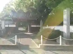 上善寺の山門