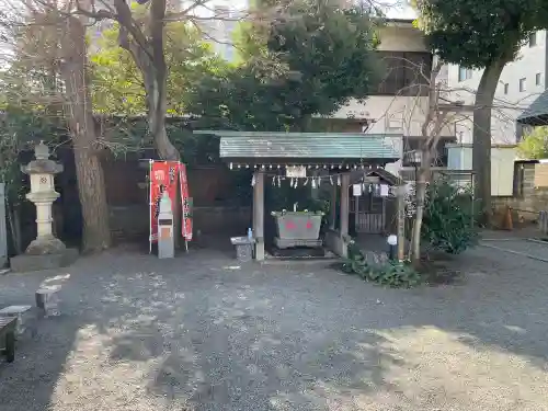 母智丘神社の{uncategorized: "未分類", other: "その他", undefined: "問題あり", building: "その他建物", grave: "お墓", sacred_gate: "鳥居", guardian: "狛犬", statue: "像", buddha: "仏像", history: "歴史", nature: "自然", garden: "庭園", animal: "動物", pagoda: "塔", temizu: "手水舎", mountain_gate: "山門・神門", sanctuary: "本殿・本堂", subordinate: "末社・摂社", art: "芸術", scenery: "景色", jizo: "地蔵", ema: "絵馬", goshuin: "御朱印", omikuji: "おみくじ", items: "授与品その他", amulet: "お守り", goshuincho: "御朱印帳", eats: "食事", festival: "お祭り", votive_dance: "神楽", shichigosan: "七五三参", wedding: "結婚式", experience: "体験その他", initially: "初詣", around: "周辺", anti_infection: "感染症対策"}