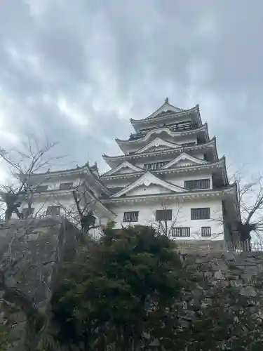 石鎚神社 福山城遥拝所の{uncategorized: "未分類", other: "その他", undefined: "問題あり", building: "その他建物", grave: "お墓", sacred_gate: "鳥居", guardian: "狛犬", statue: "像", buddha: "仏像", history: "歴史", nature: "自然", garden: "庭園", animal: "動物", pagoda: "塔", temizu: "手水舎", mountain_gate: "山門・神門", sanctuary: "本殿・本堂", subordinate: "末社・摂社", art: "芸術", scenery: "景色", jizo: "地蔵", ema: "絵馬", goshuin: "御朱印", omikuji: "おみくじ", items: "授与品その他", amulet: "お守り", goshuincho: "御朱印帳", eats: "食事", festival: "お祭り", votive_dance: "神楽", shichigosan: "七五三参", wedding: "結婚式", experience: "体験その他", initially: "初詣", around: "周辺", anti_infection: "感染症対策"}