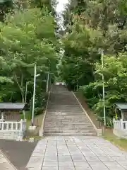 由仁神社の建物その他