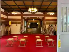 山中諏訪神社(山梨県)