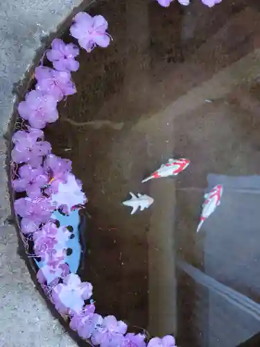 西野神社の手水舎