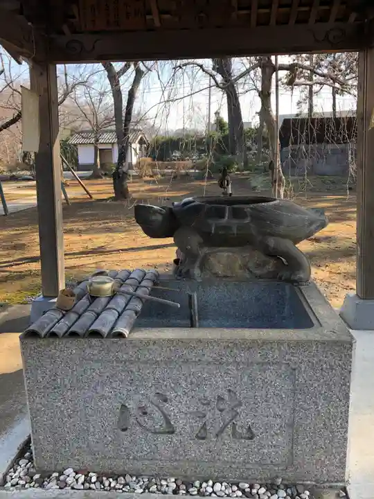 弘経寺の手水舎