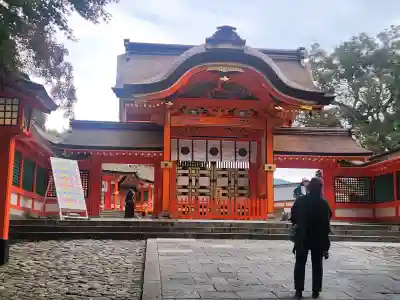 宇佐神宮の{uncategorized: "未分類", other: "その他", undefined: "問題あり", building: "その他建物", grave: "お墓", sacred_gate: "鳥居", guardian: "狛犬", statue: "像", buddha: "仏像", history: "歴史", nature: "自然", garden: "庭園", animal: "動物", pagoda: "塔", temizu: "手水舎", mountain_gate: "山門・神門", sanctuary: "本殿・本堂", subordinate: "末社・摂社", art: "芸術", scenery: "景色", jizo: "地蔵", ema: "絵馬", goshuin: "御朱印", omikuji: "おみくじ", items: "授与品その他", amulet: "お守り", goshuincho: "御朱印帳", eats: "食事", festival: "お祭り", votive_dance: "神楽", shichigosan: "七五三参", wedding: "結婚式", experience: "体験その他", initially: "初詣", around: "周辺", anti_infection: "感染症対策"}