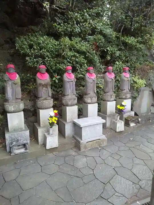 東長谷寺 薬王院の地蔵