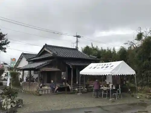 上里の町観音堂の建物その他