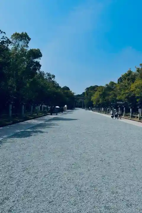 橿原神宮の{uncategorized: "未分類", other: "その他", undefined: "問題あり", building: "その他建物", grave: "お墓", sacred_gate: "鳥居", guardian: "狛犬", statue: "像", buddha: "仏像", history: "歴史", nature: "自然", garden: "庭園", animal: "動物", pagoda: "塔", temizu: "手水舎", mountain_gate: "山門・神門", sanctuary: "本殿・本堂", subordinate: "末社・摂社", art: "芸術", scenery: "景色", jizo: "地蔵", ema: "絵馬", goshuin: "御朱印", omikuji: "おみくじ", items: "授与品その他", amulet: "お守り", goshuincho: "御朱印帳", eats: "食事", festival: "お祭り", votive_dance: "神楽", shichigosan: "七五三参", wedding: "結婚式", experience: "体験その他", initially: "初詣", around: "周辺", anti_infection: "感染症対策"}