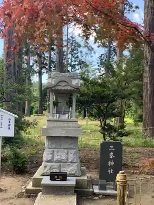 鶴峯八幡宮の末社・摂社