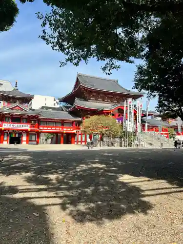 大須観音 （北野山真福寺宝生院）の{uncategorized: "未分類", other: "その他", undefined: "問題あり", building: "その他建物", grave: "お墓", sacred_gate: "鳥居", guardian: "狛犬", statue: "像", buddha: "仏像", history: "歴史", nature: "自然", garden: "庭園", animal: "動物", pagoda: "塔", temizu: "手水舎", mountain_gate: "山門・神門", sanctuary: "本殿・本堂", subordinate: "末社・摂社", art: "芸術", scenery: "景色", jizo: "地蔵", ema: "絵馬", goshuin: "御朱印", omikuji: "おみくじ", items: "授与品その他", amulet: "お守り", goshuincho: "御朱印帳", eats: "食事", festival: "お祭り", votive_dance: "神楽", shichigosan: "七五三参", wedding: "結婚式", experience: "体験その他", initially: "初詣", around: "周辺", anti_infection: "感染症対策"}