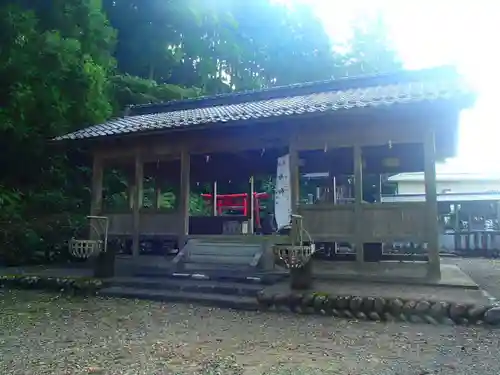 宝見神社の本殿