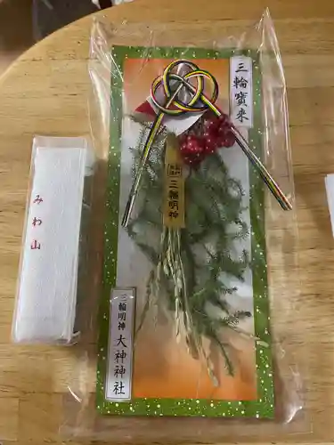 大神神社の授与品その他