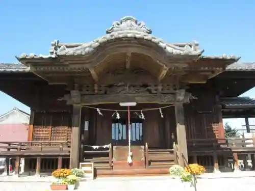 諏訪神社の本殿・本堂
