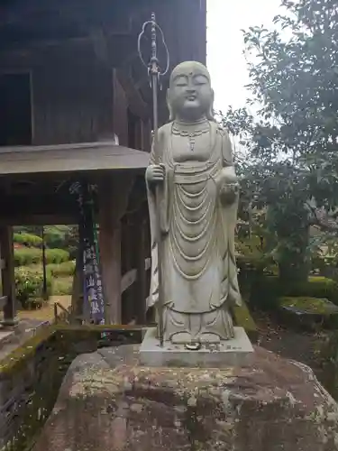 大聖寺の像