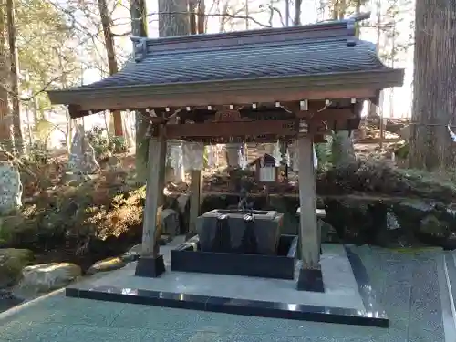 富士山東口本宮 冨士浅間神社の手水