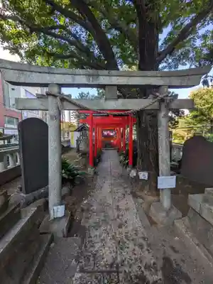 千種稲荷神社の鳥居