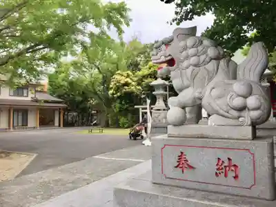 当代島稲荷神社の狛犬