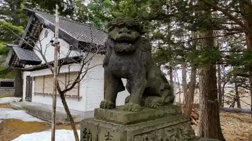 神楽神社の狛犬