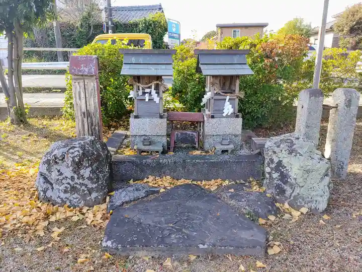 神明社(岩藤神明社)の末社・摂社