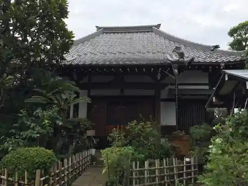 加納院の本殿・本堂