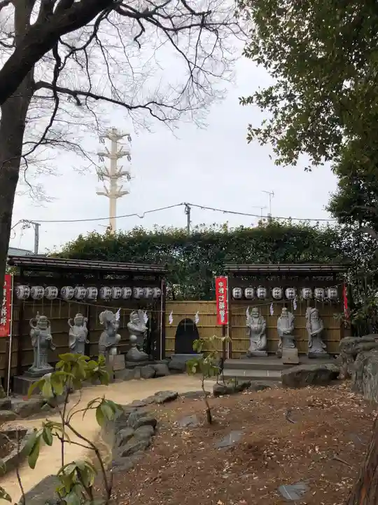 中野沼袋氷川神社の像