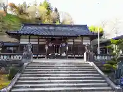 南部神社の本殿