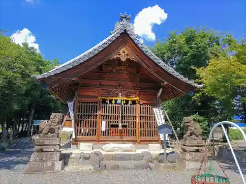 片山八幡社の本殿・本堂