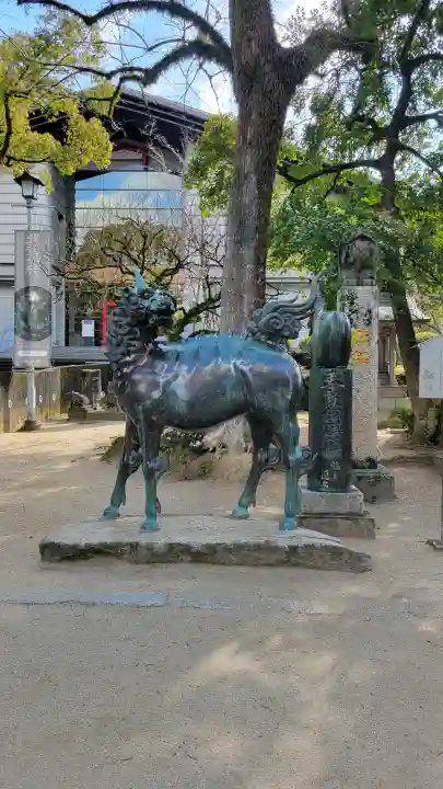 太宰府天満宮の{uncategorized: "未分類", other: "その他", undefined: "問題あり", building: "その他建物", grave: "お墓", sacred_gate: "鳥居", guardian: "狛犬", statue: "像", buddha: "仏像", history: "歴史", nature: "自然", garden: "庭園", animal: "動物", pagoda: "塔", temizu: "手水舎", mountain_gate: "山門・神門", sanctuary: "本殿・本堂", subordinate: "末社・摂社", art: "芸術", scenery: "景色", jizo: "地蔵", ema: "絵馬", goshuin: "御朱印", omikuji: "おみくじ", items: "授与品その他", amulet: "お守り", goshuincho: "御朱印帳", eats: "食事", festival: "お祭り", votive_dance: "神楽", shichigosan: "七五三参", wedding: "結婚式", experience: "体験その他", initially: "初詣", around: "周辺", anti_infection: "感染症対策"}