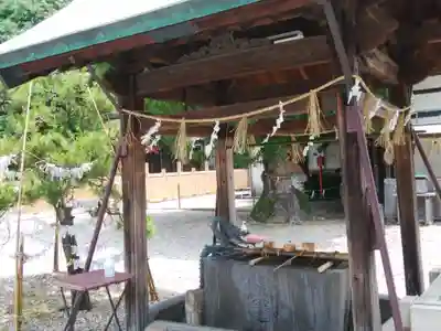 伊賀八幡宮の手水舎