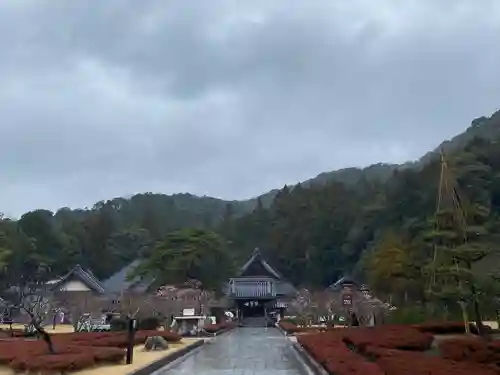 瑠璃光寺の建物その他