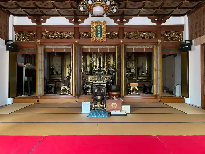 法徳寺の{uncategorized: "未分類", other: "その他", undefined: "問題あり", building: "その他建物", grave: "お墓", sacred_gate: "鳥居", guardian: "狛犬", statue: "像", buddha: "仏像", history: "歴史", nature: "自然", garden: "庭園", animal: "動物", pagoda: "塔", temizu: "手水舎", mountain_gate: "山門・神門", sanctuary: "本殿・本堂", subordinate: "末社・摂社", art: "芸術", scenery: "景色", jizo: "地蔵", ema: "絵馬", goshuin: "御朱印", omikuji: "おみくじ", items: "授与品その他", amulet: "お守り", goshuincho: "御朱印帳", eats: "食事", festival: "お祭り", votive_dance: "神楽", shichigosan: "七五三参", wedding: "結婚式", experience: "体験その他", initially: "初詣", around: "周辺", anti_infection: "感染症対策"}