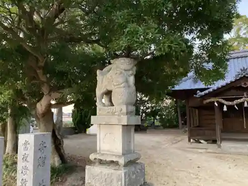高井神社の狛犬