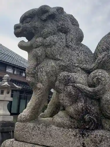 中之宮神社の狛犬