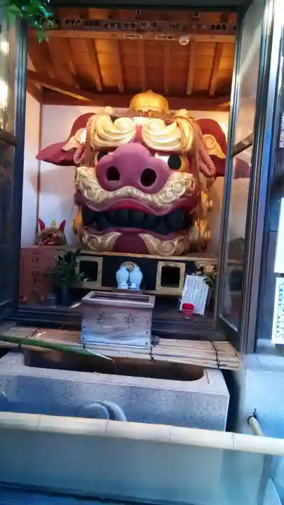 波除神社(波除稲荷神社)の狛犬